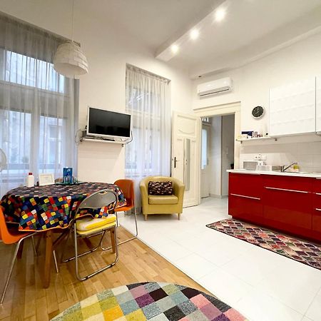 Rainbow Pearl Apartment At St Stephen' S Basilica Budapest Luaran gambar