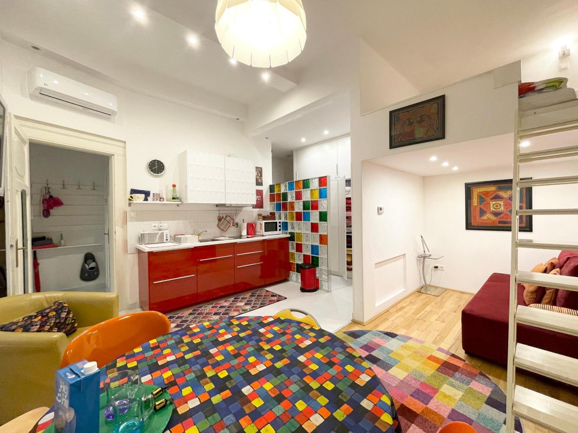 Rainbow Pearl Apartment At St Stephen' S Basilica Budapest Luaran gambar
