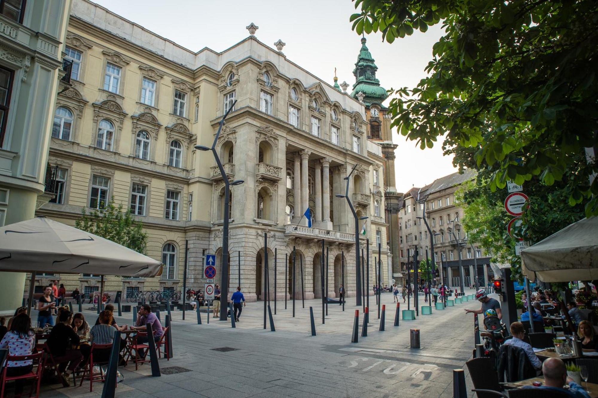 Rainbow Pearl Apartment At St Stephen' S Basilica Budapest Luaran gambar